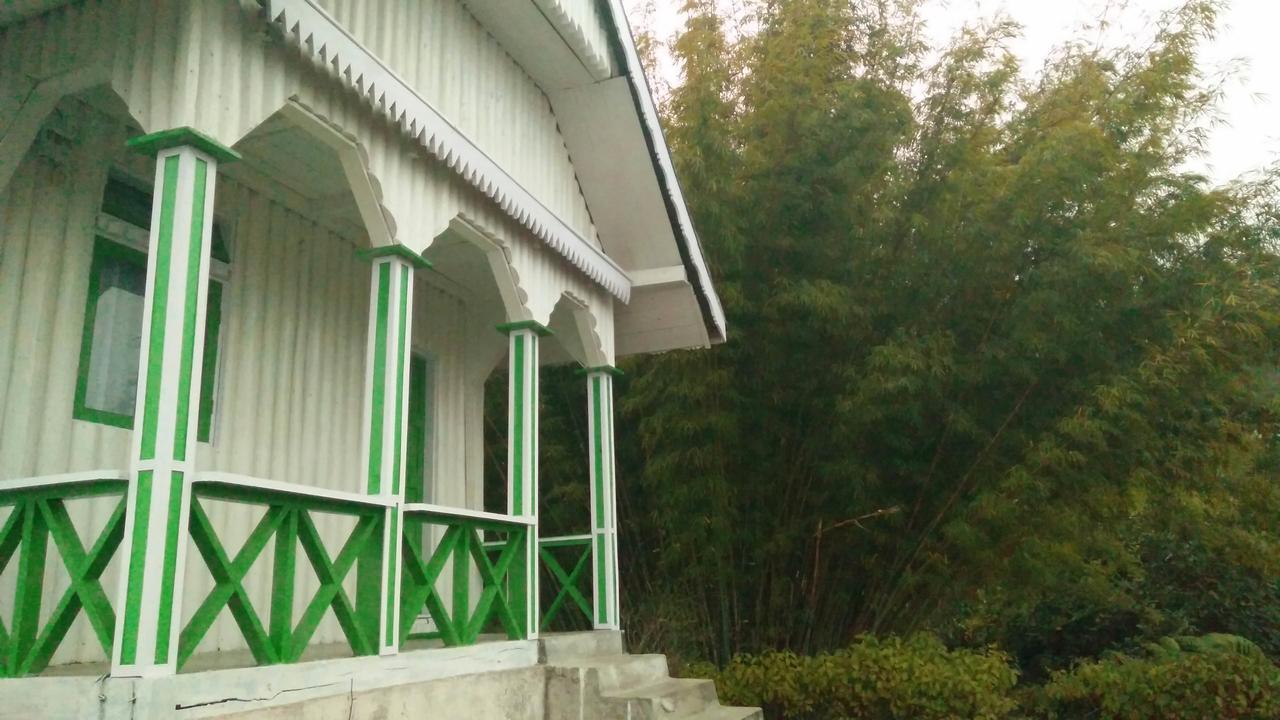 Neora Valley Retreat Hotel Rishop Exterior photo